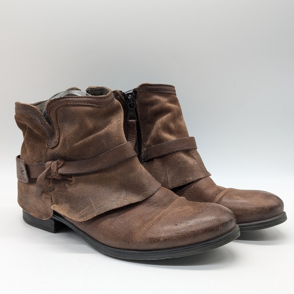 Miz Mooz Seymour Brown Leather Ankle Bootie 40